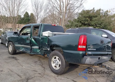 2001 Chevrolet Silverado 1500 Ls z USA, uszkodzony, nr VIN 2GCEC19TX11191190